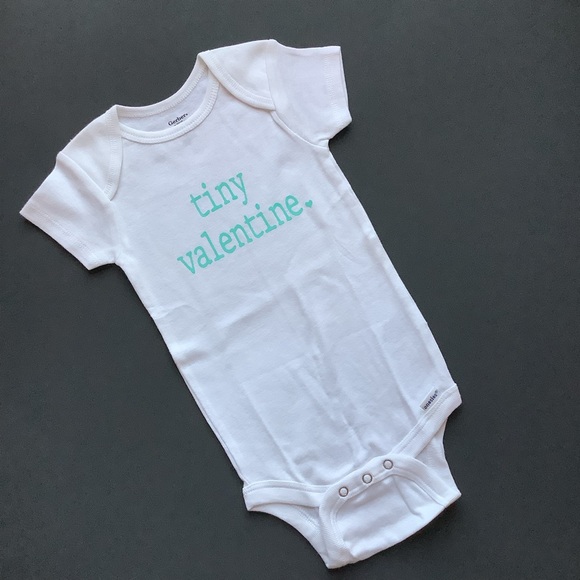 White Baby Onesie Valentines Gift New! 3-6 mos - Picture 1 of 2